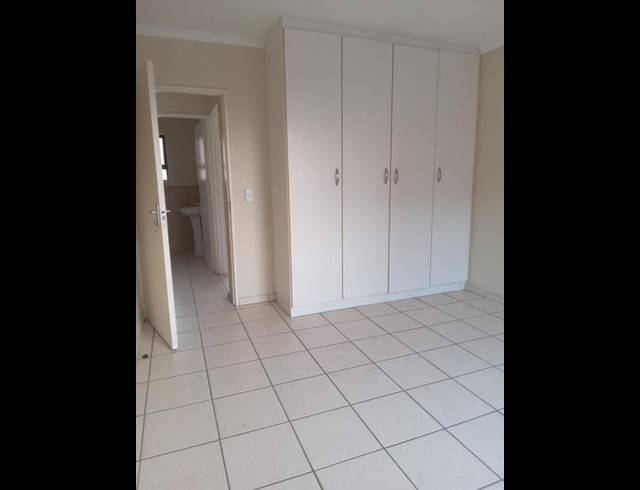 2 BEDROOM PROPERTY TO RENT IN KOSMOSDAL